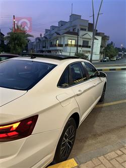 ڤۆڵکسواگن جێتا